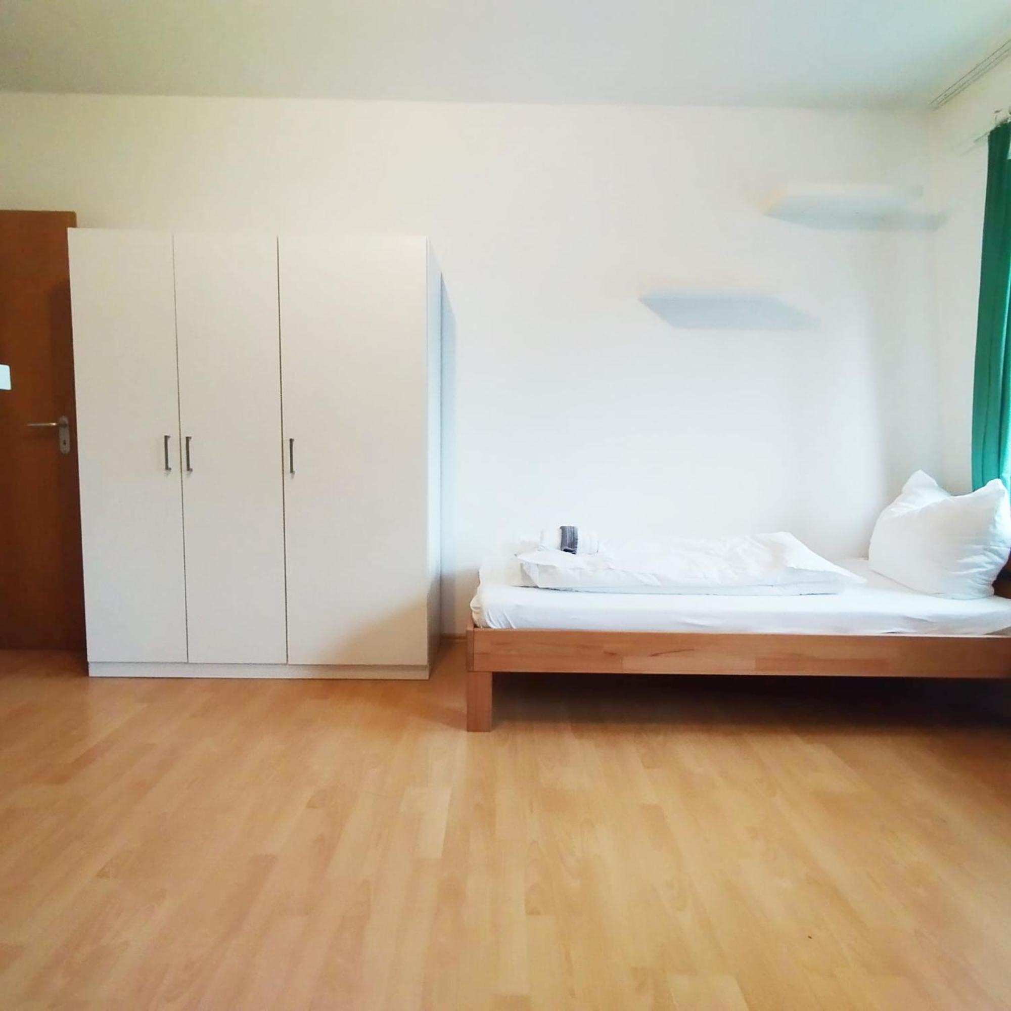 Nette Apartments In Wuerzburg エクステリア 写真